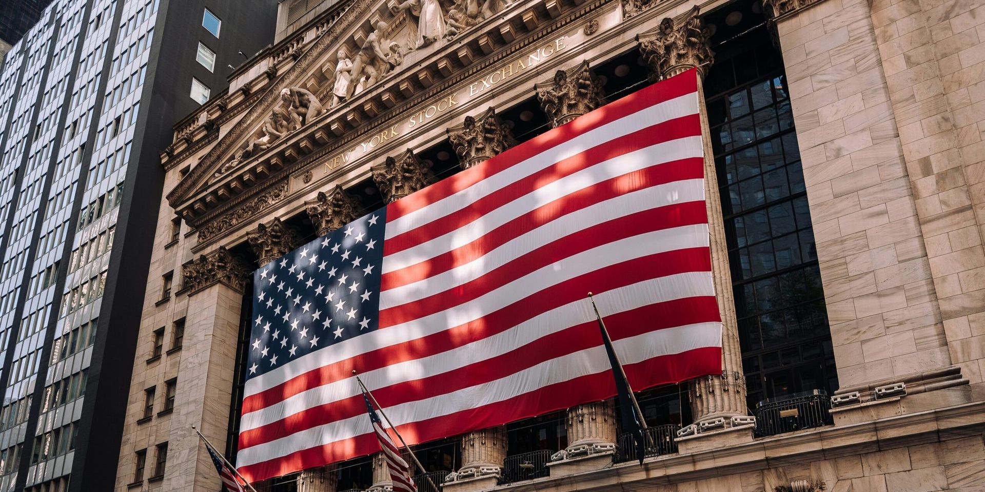 U.S. Stock Futures Show Slight Upward Trend Amid Corporate Earnings Reports