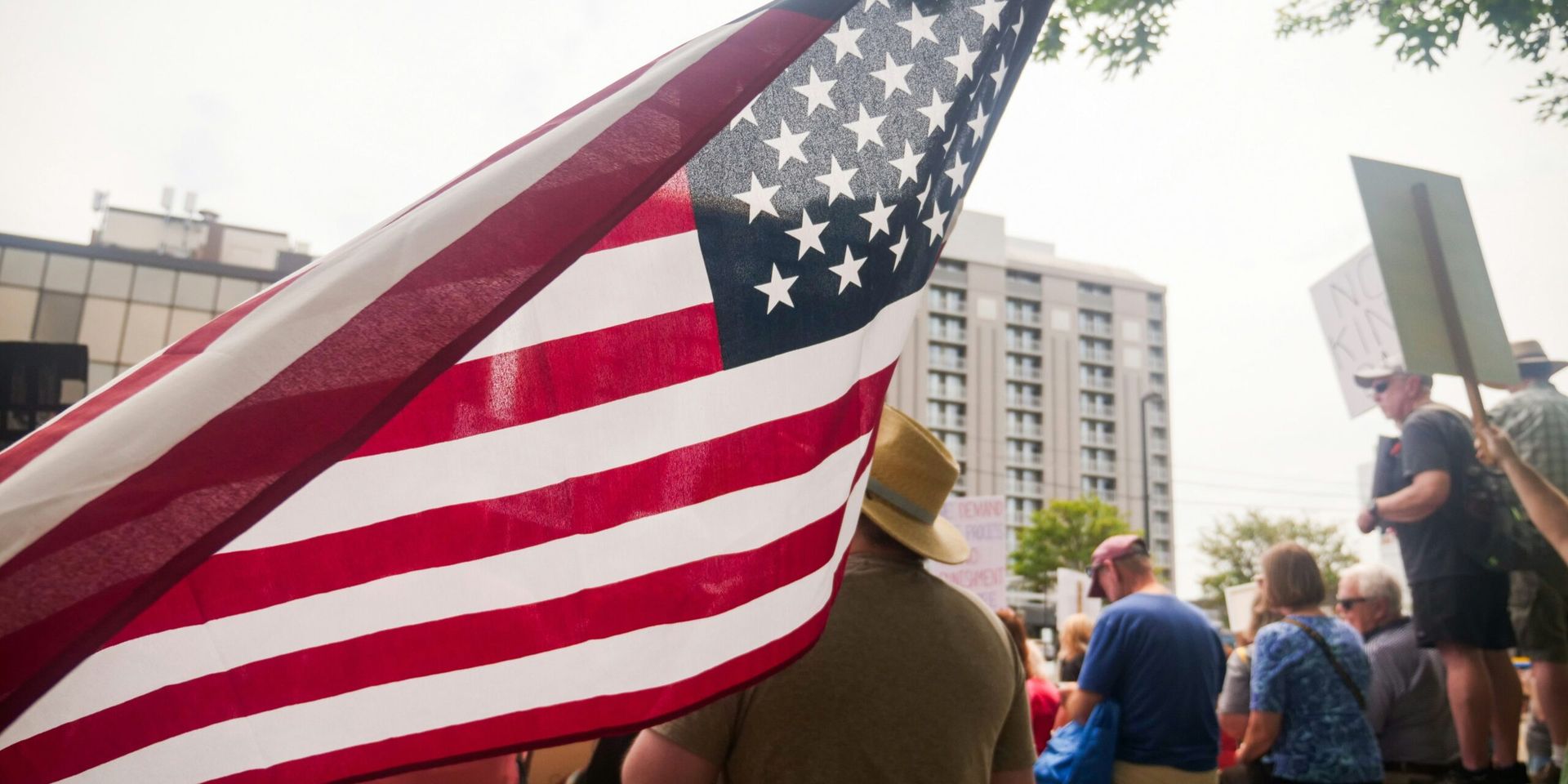 U.S. Economy Exhibits Resilience Amid Challenges