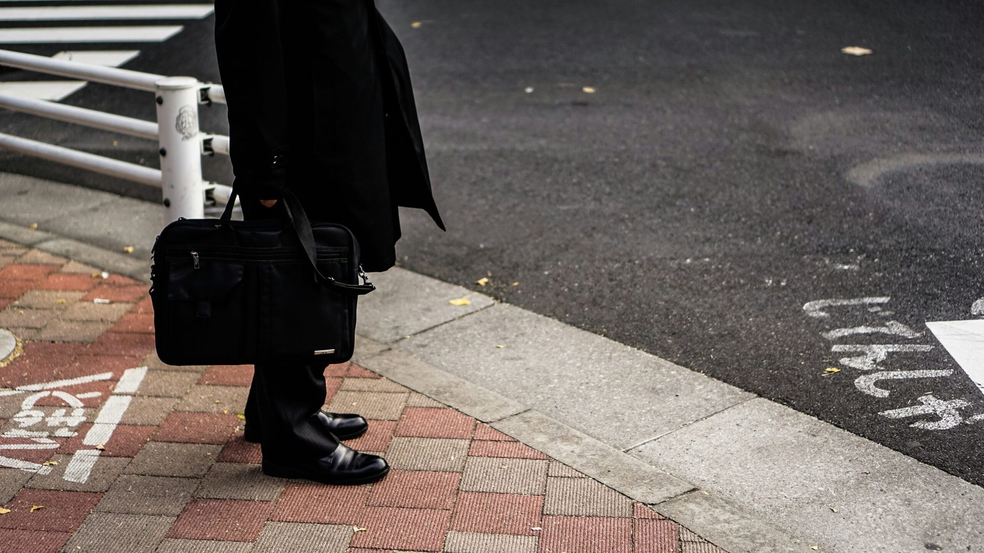 U.S. January Payrolls Miss Forecasts, Unemployment Holds at 4.0%