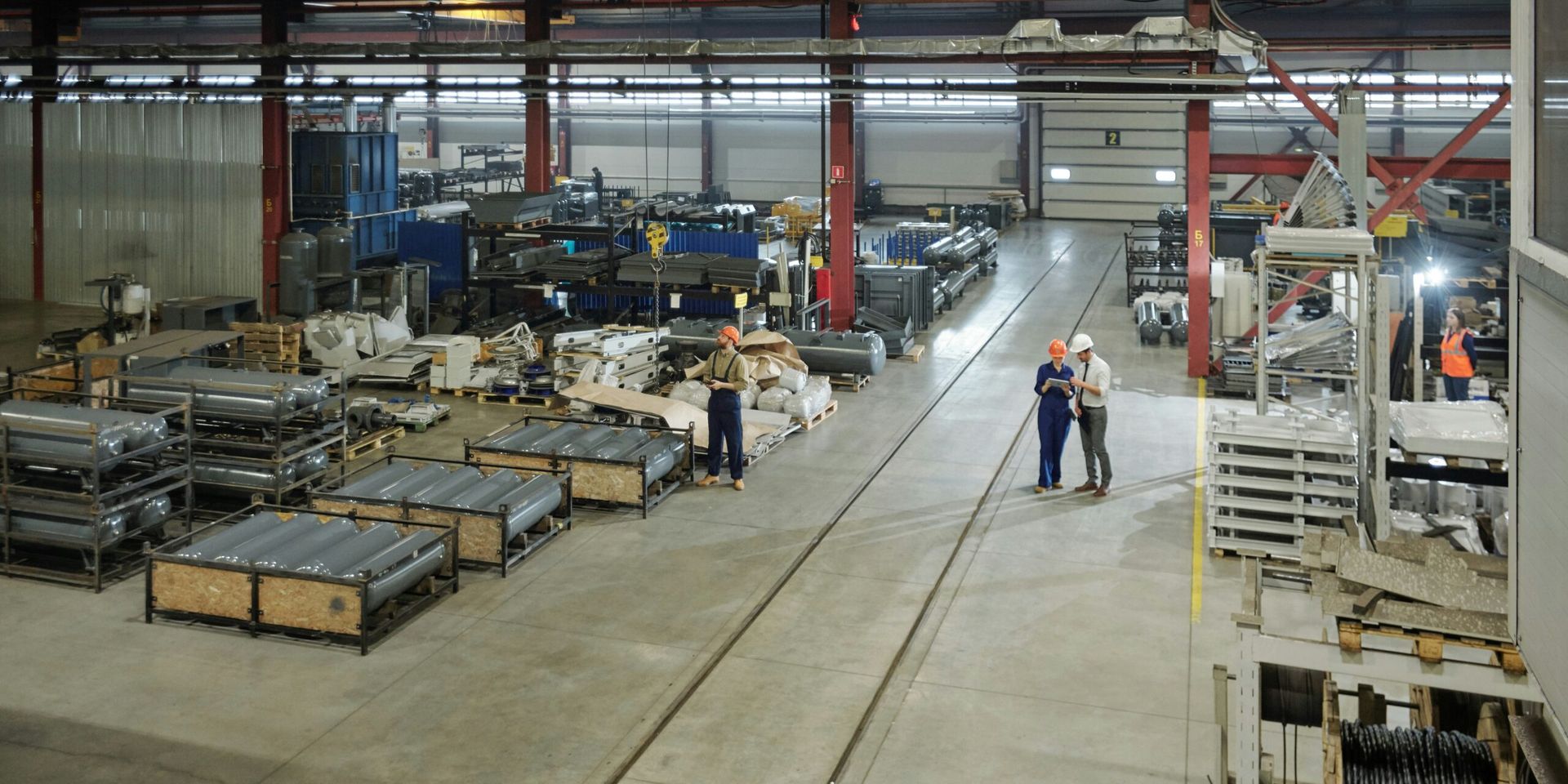U.S. Factory Orders Show Modest September Rise as Businesses Maintain Cautious Investment Strategies