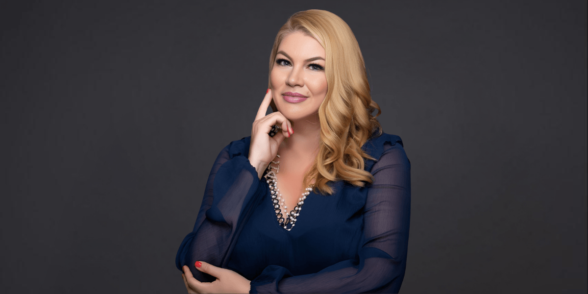 Image of Stoyana Natseva, founder of Happy Life Academy, leading global transformation through practical personal and business growth strategies.