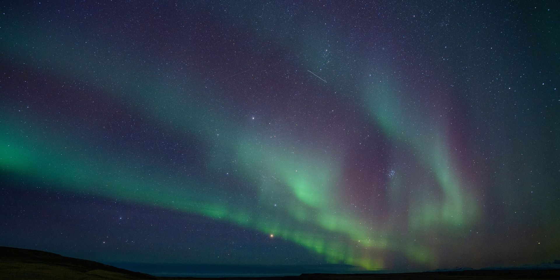 Northern Lights Set to Dazzle 13 U.S. States Amid Geomagnetic Storm