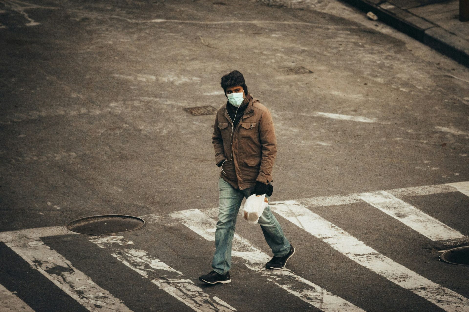 Jon tyson fbxaab22 2i unsplash