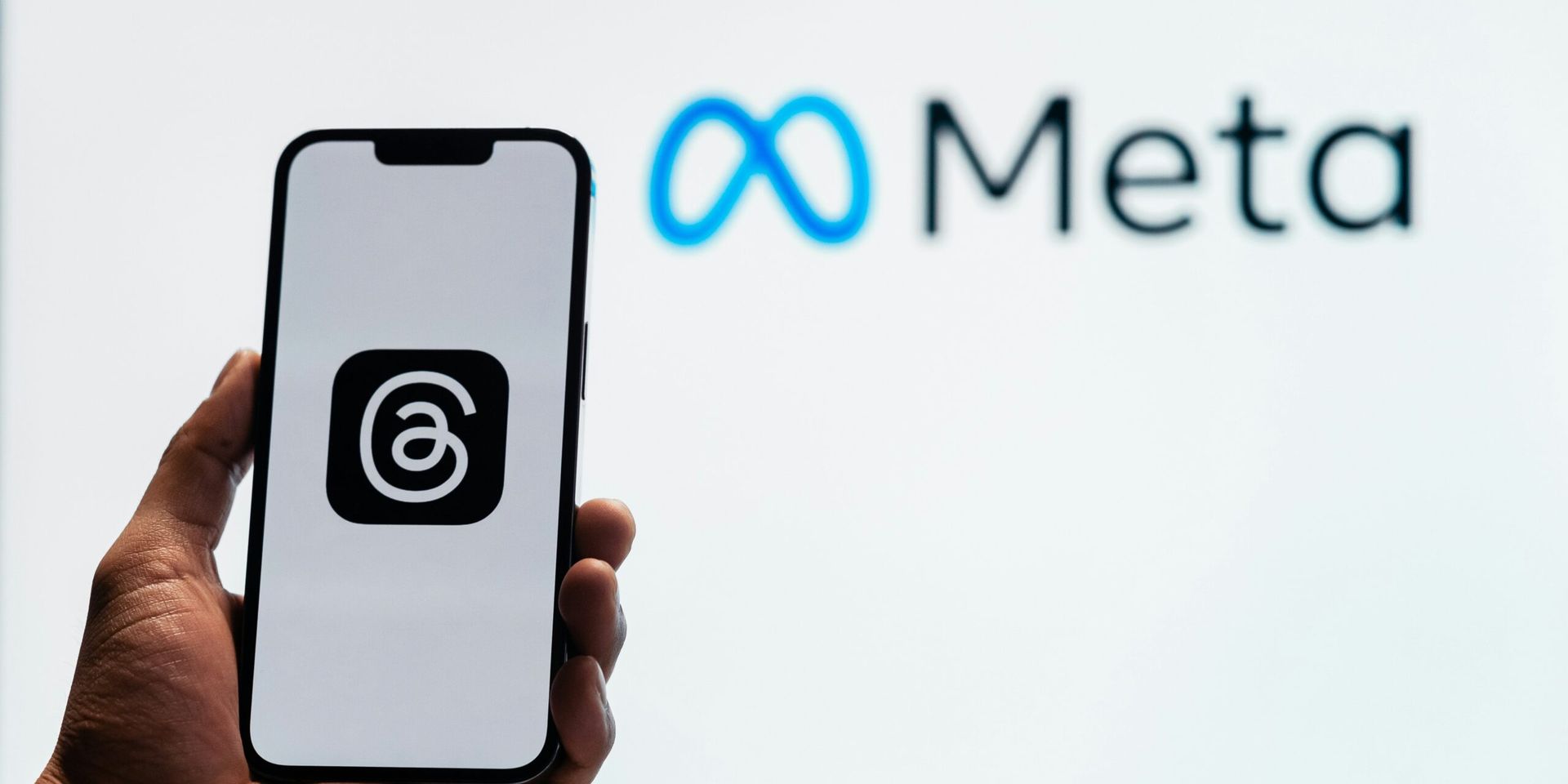 Meta’s AI Expansion: Zuckerberg Leads Recruitment Efforts
