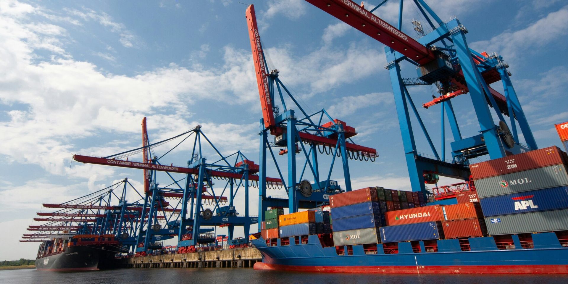 U.S. Trade Deficit Widened Significantly in November 2025