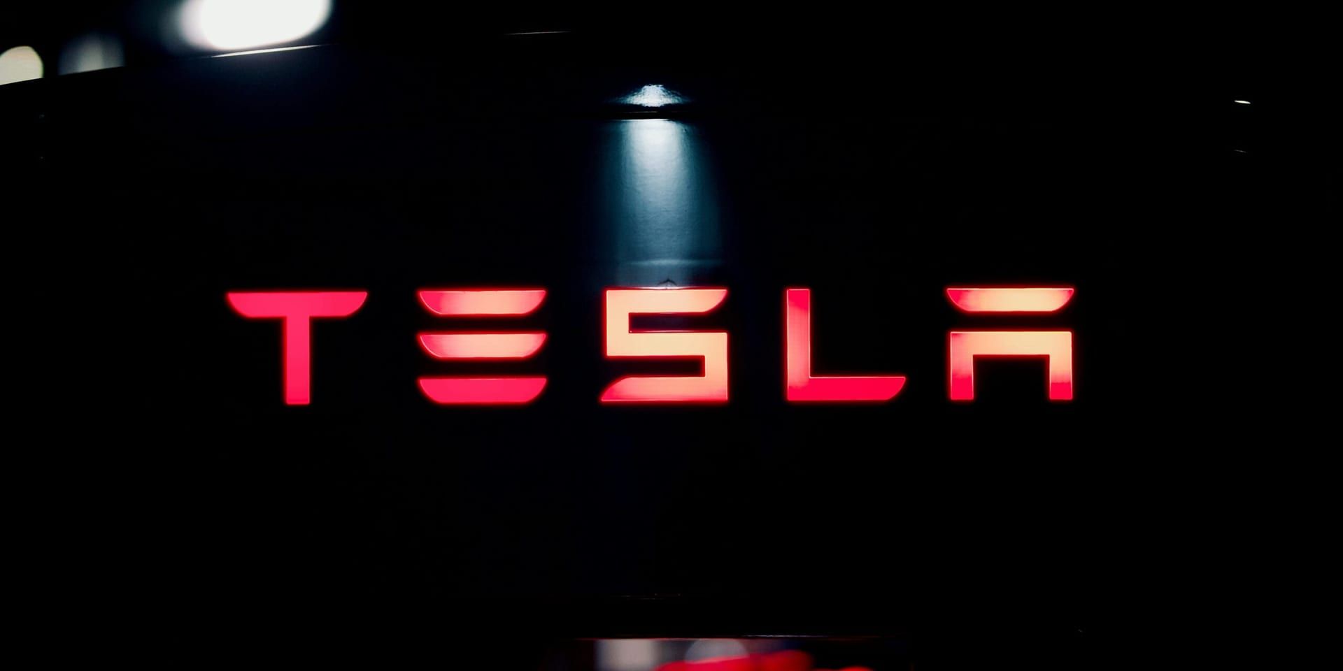 Tesla Board Approves Massive $30B Award for CEO Elon Musk, While Harley‑Davidson Names New CEO to Drive Revival