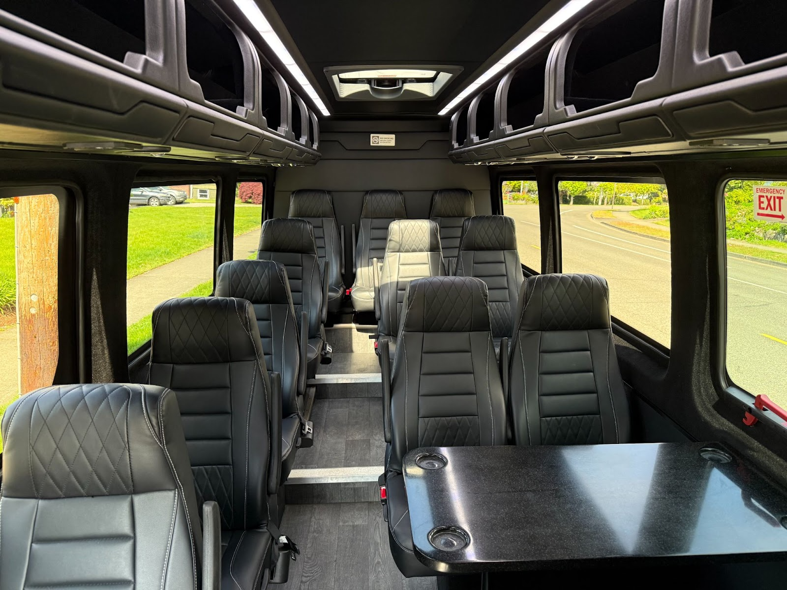 All Black Limo’s luxury vehicles, representing professionalism and seamless corporate transportation in Seattle.