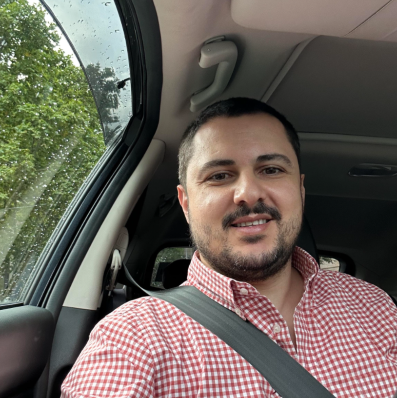Daniel Battaglia, founder of ParkingCupid, revolutionizing urban parking by connecting drivers to unused private spaces, enhancing employee benefits, and promoting sustainability.