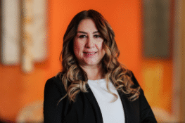 Elsa Thora: Redefining Online Dating with Authenticity and Connection
