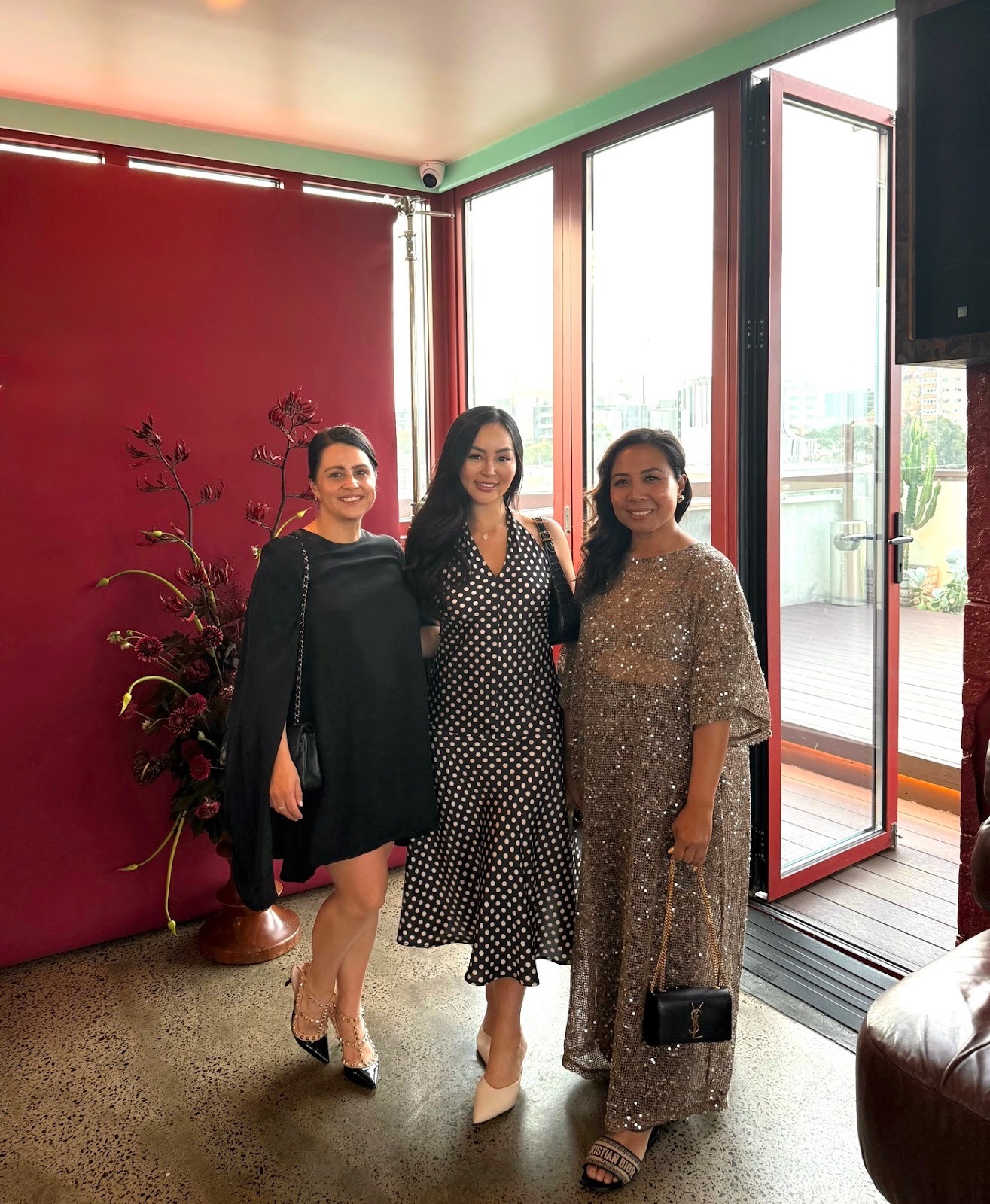 Unhinged Business Team, based in Australia.