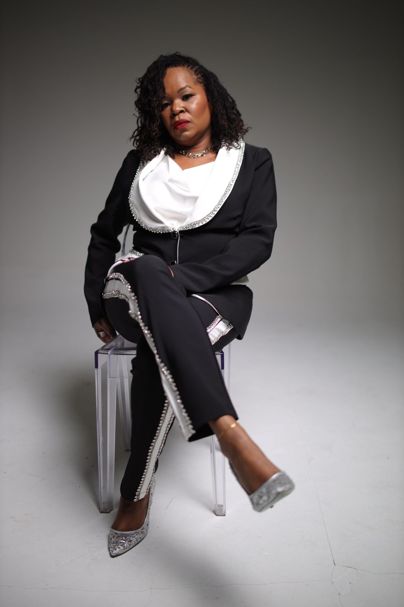 Positioned to profit dr. natasha norris is teaching entrepreneurs how to convert attention into authority