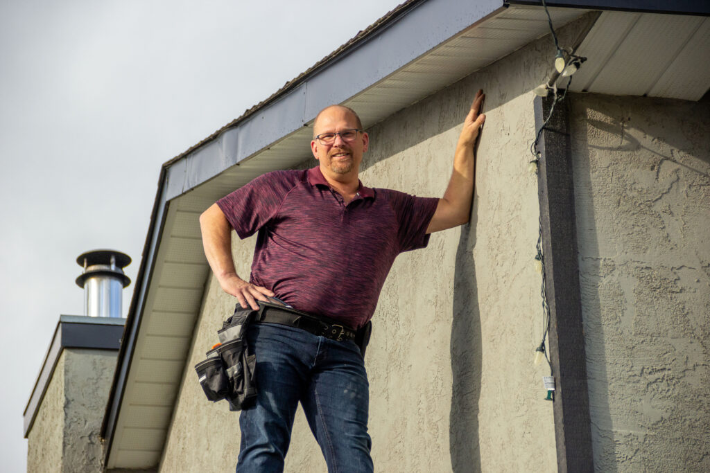 Steve rosner licensed home inspector kamloops exterior inspection